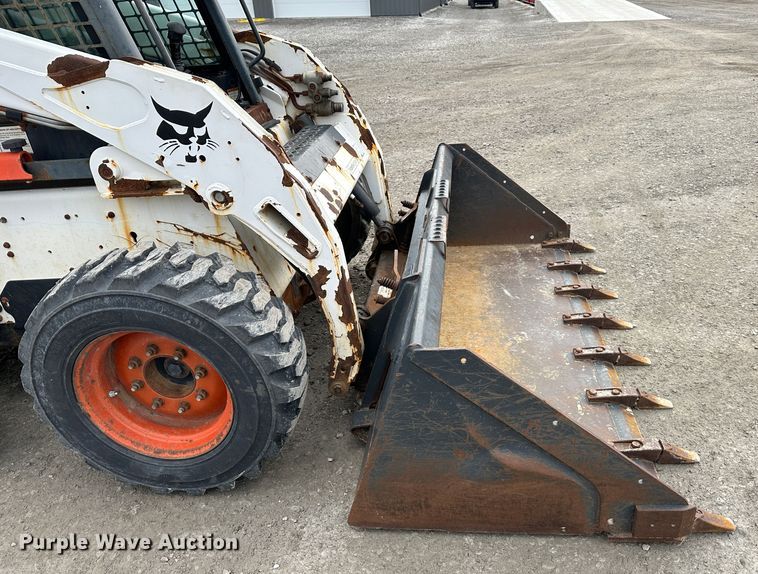 image for item DR6088 2009 Bobcat S185  skid steer loader