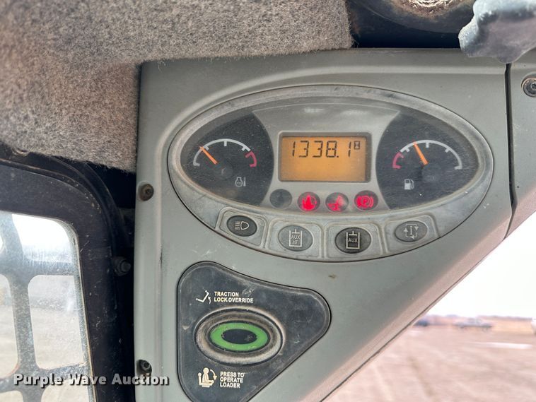 image for item DR6088 2009 Bobcat S185  skid steer loader