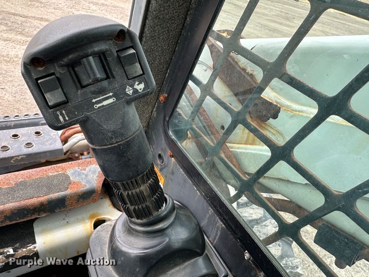 image for item DR6088 2009 Bobcat S185  skid steer loader