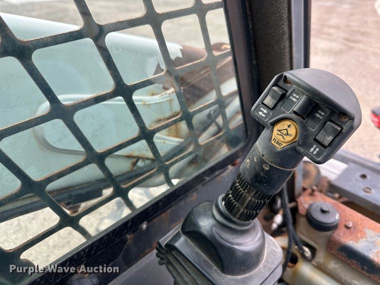 image for item DR6088 2009 Bobcat S185  skid steer loader