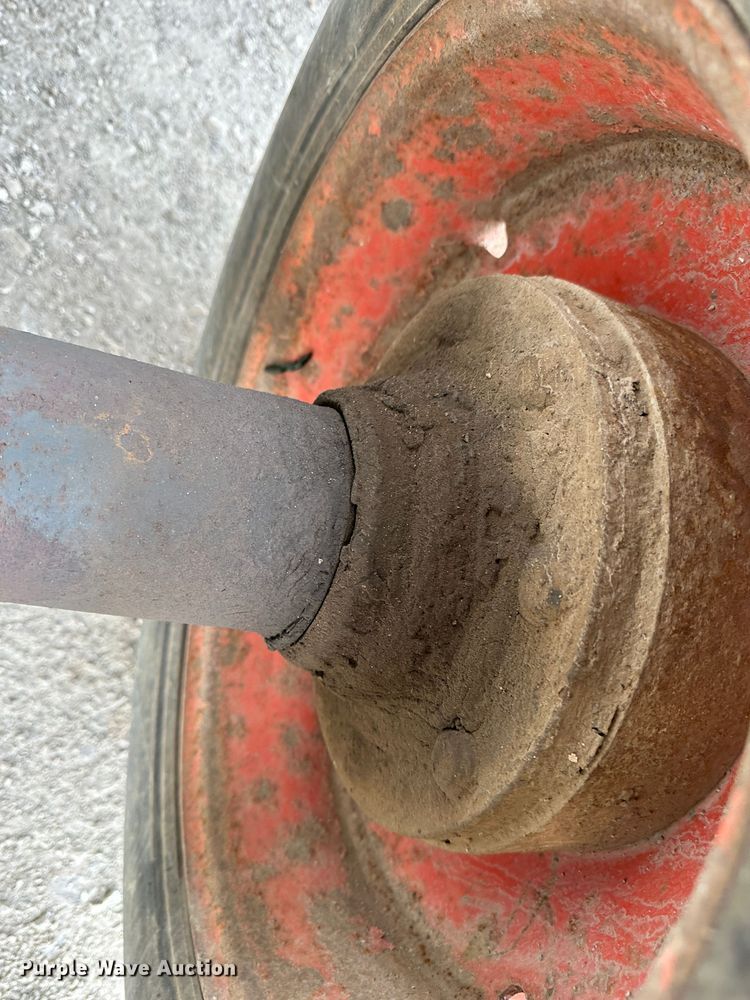 image for item DR6088 2009 Bobcat S185  skid steer loader