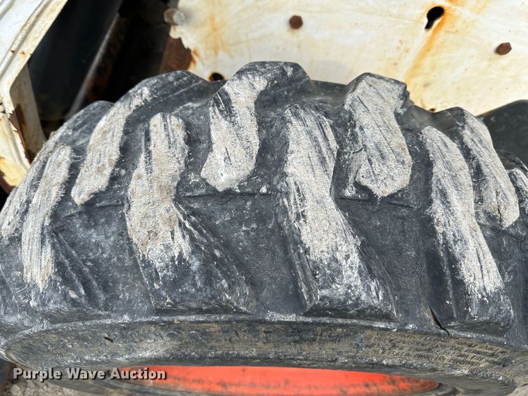 image for item DR6088 2009 Bobcat S185  skid steer loader