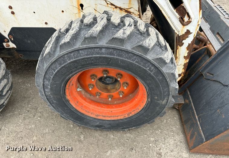image for item DR6088 2009 Bobcat S185  skid steer loader