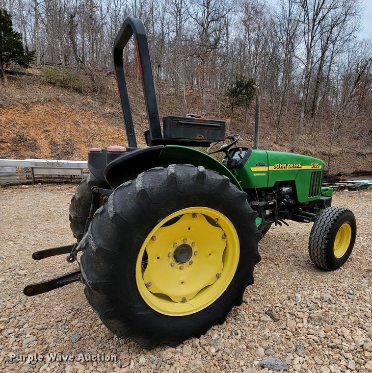 image for item HG9450 2001 John Deere 5105  tractor
