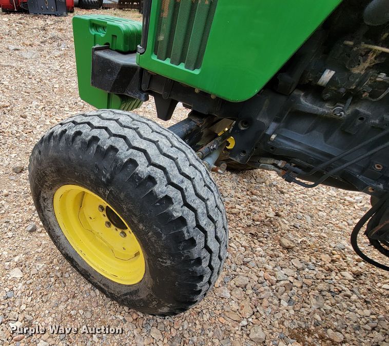 image for item HG9450 2001 John Deere 5105  tractor