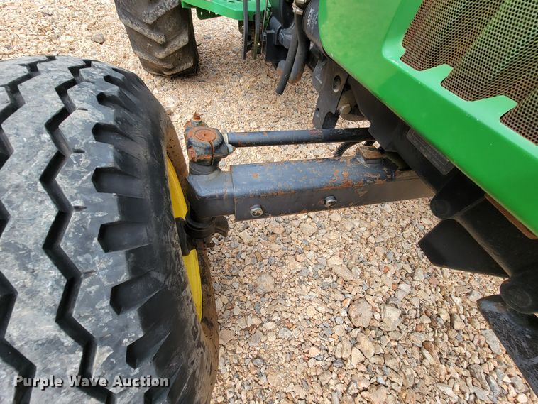 image for item HG9450 2001 John Deere 5105  tractor