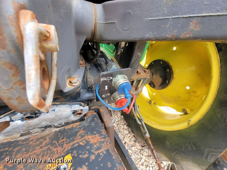 image for item HG9450 2001 John Deere 5105  tractor