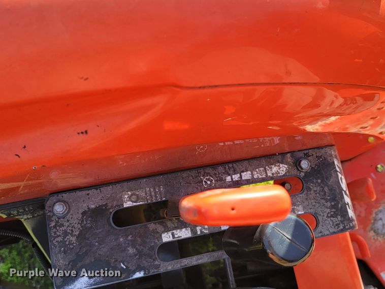 image for item HG9458 Kubota L4701D  MFWD tractor