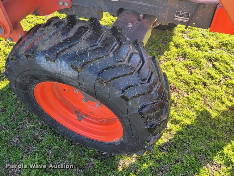 image for item HG9458 Kubota L4701D  MFWD tractor