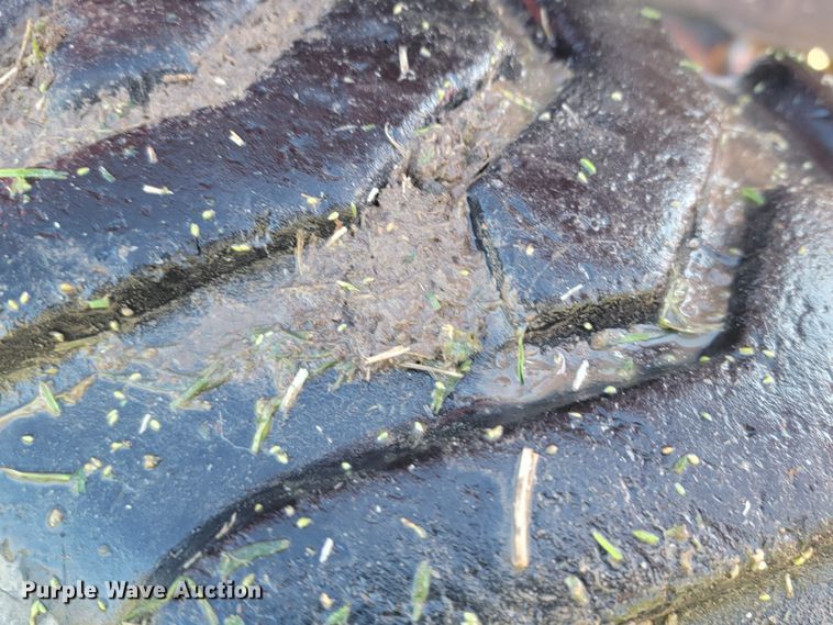 image for item HG9458 Kubota L4701D  MFWD tractor