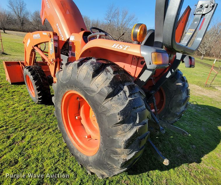 image for item HG9458 Kubota L4701D  MFWD tractor