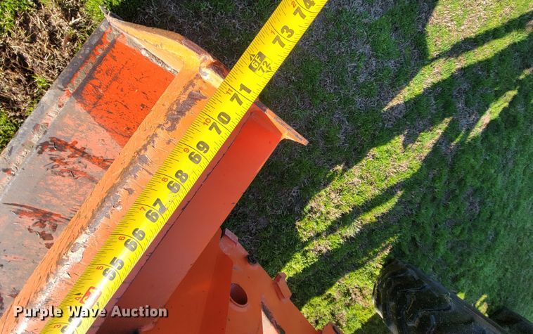 image for item HG9458 Kubota L4701D  MFWD tractor