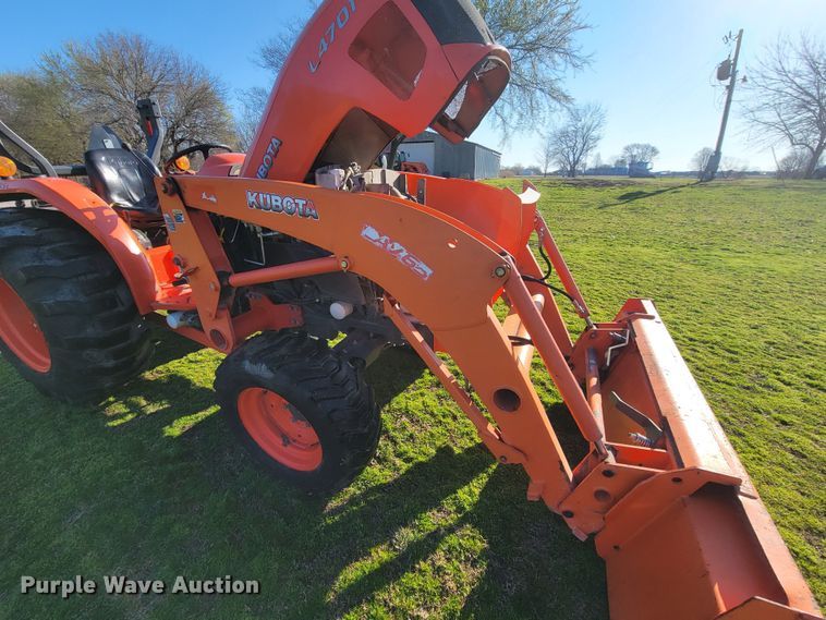 image for item HG9458 Kubota L4701D  MFWD tractor