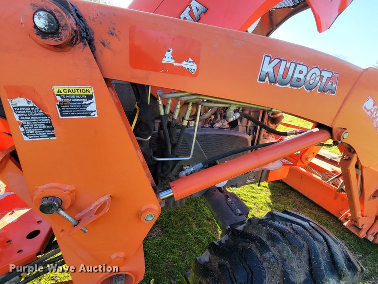 image for item HG9458 Kubota L4701D  MFWD tractor