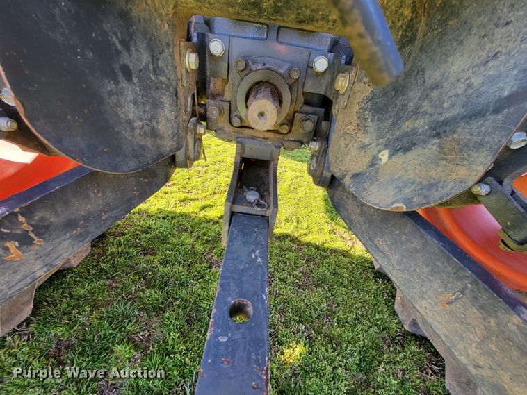 image for item HG9458 Kubota L4701D  MFWD tractor