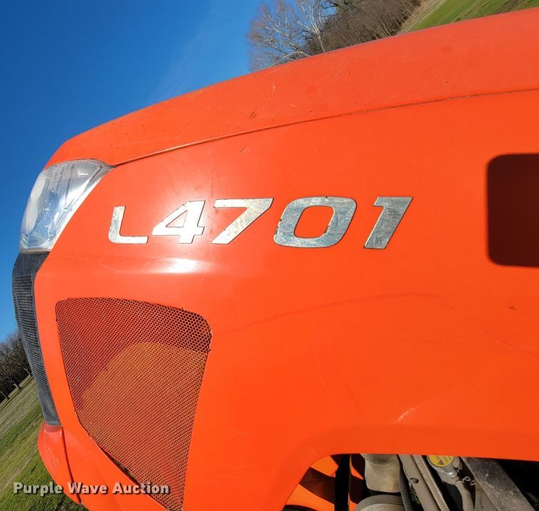 image for item HG9458 Kubota L4701D  MFWD tractor