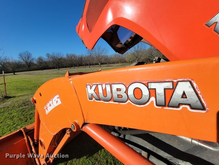 image for item HG9458 Kubota L4701D  MFWD tractor