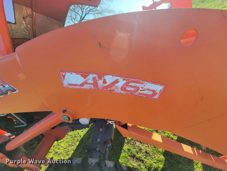 image for item HG9458 Kubota L4701D  MFWD tractor