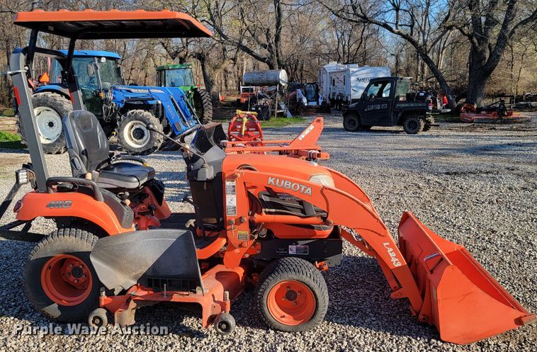image for item HG9459 Kubota BX2660  MFWD tractor