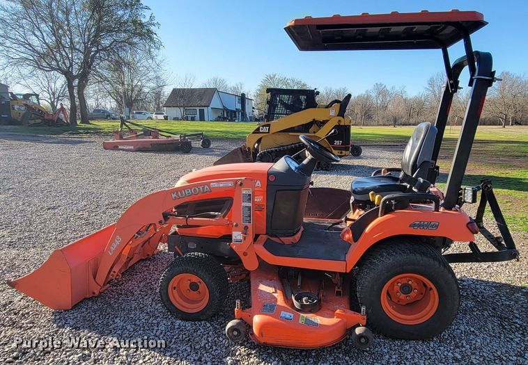 image for item HG9459 Kubota BX2660  MFWD tractor