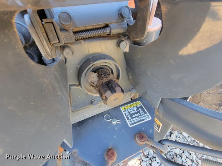 image for item HG9459 Kubota BX2660  MFWD tractor