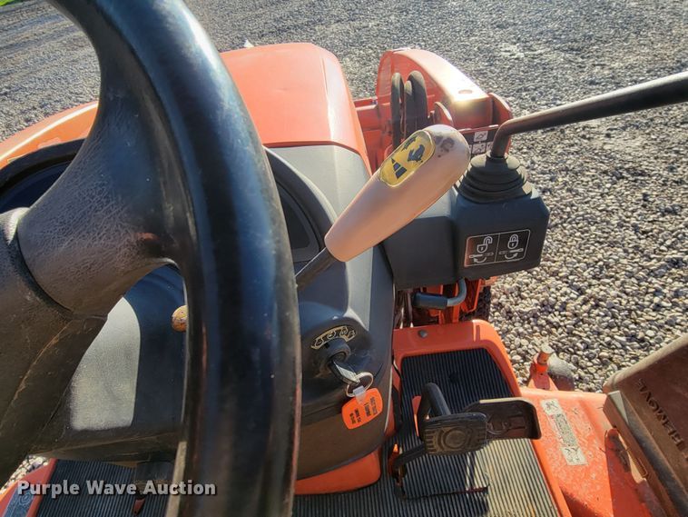 image for item HG9459 Kubota BX2660  MFWD tractor