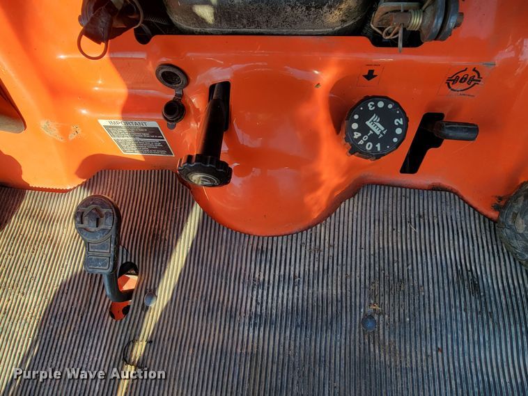 image for item HG9459 Kubota BX2660  MFWD tractor