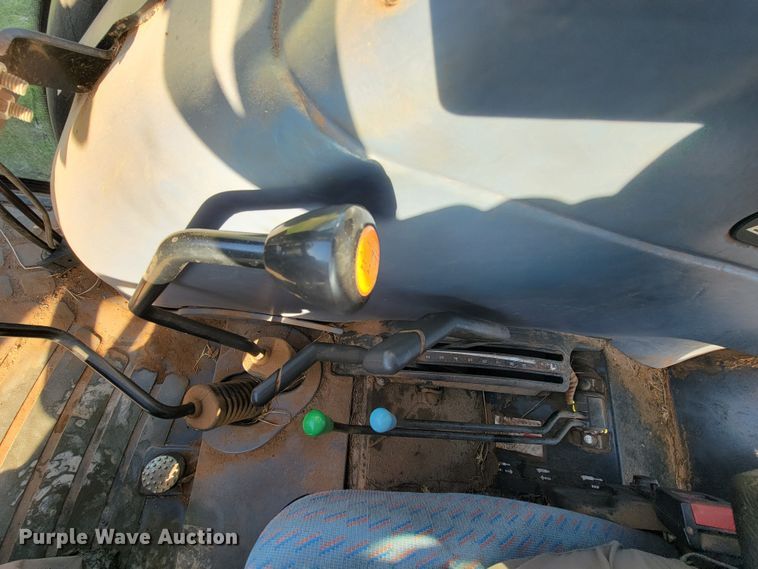 image for item HG9461 New Holland TD95D  MFWD tractor