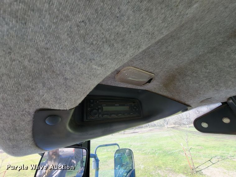 image for item HG9461 New Holland TD95D  MFWD tractor