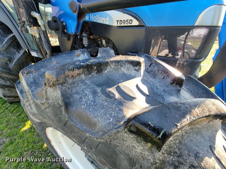 image for item HG9461 New Holland TD95D  MFWD tractor