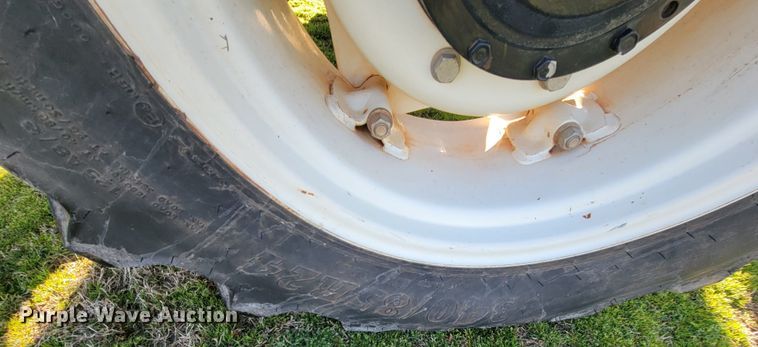 image for item HG9461 New Holland TD95D  MFWD tractor