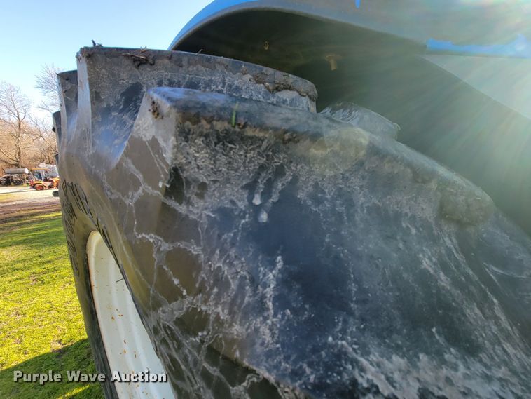 image for item HG9461 New Holland TD95D  MFWD tractor