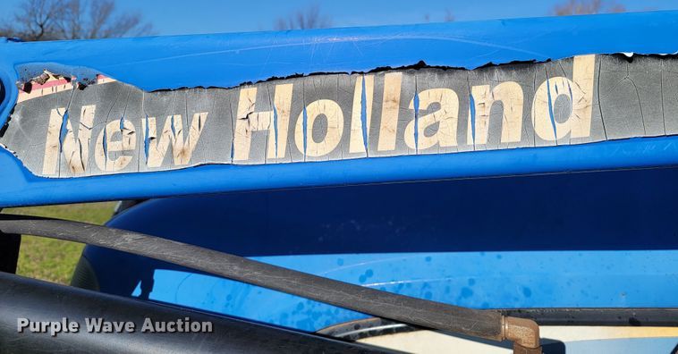image for item HG9461 New Holland TD95D  MFWD tractor