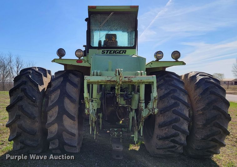 image for item HG9476 Steiger Cougar PTA251  4WD tractor