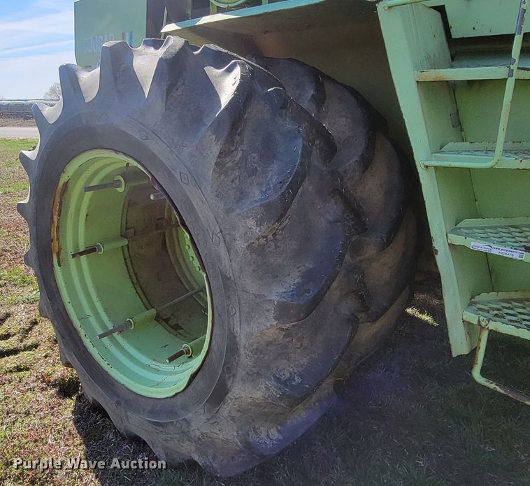 image for item HG9476 Steiger Cougar PTA251  4WD tractor