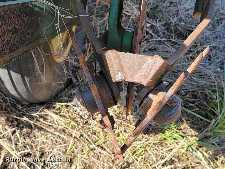 image for item HG9478 John Deere 7000  planter