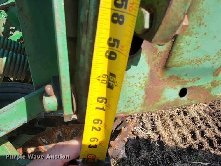 image for item HG9478 John Deere 7000  planter