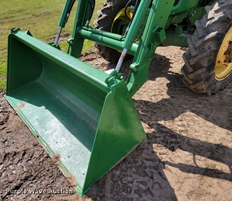 image for item HG9479 John Deere 5065E  MFWD tractor