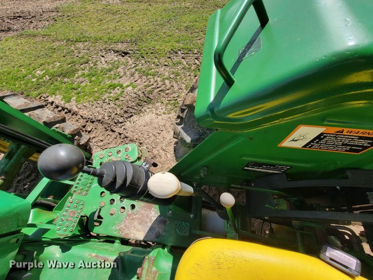 image for item HG9479 John Deere 5065E  MFWD tractor