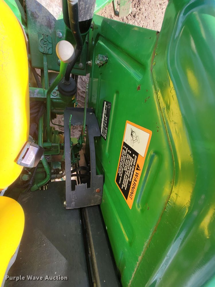 image for item HG9479 John Deere 5065E  MFWD tractor