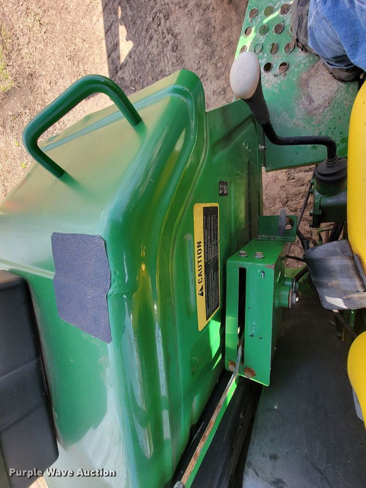 image for item HG9479 John Deere 5065E  MFWD tractor