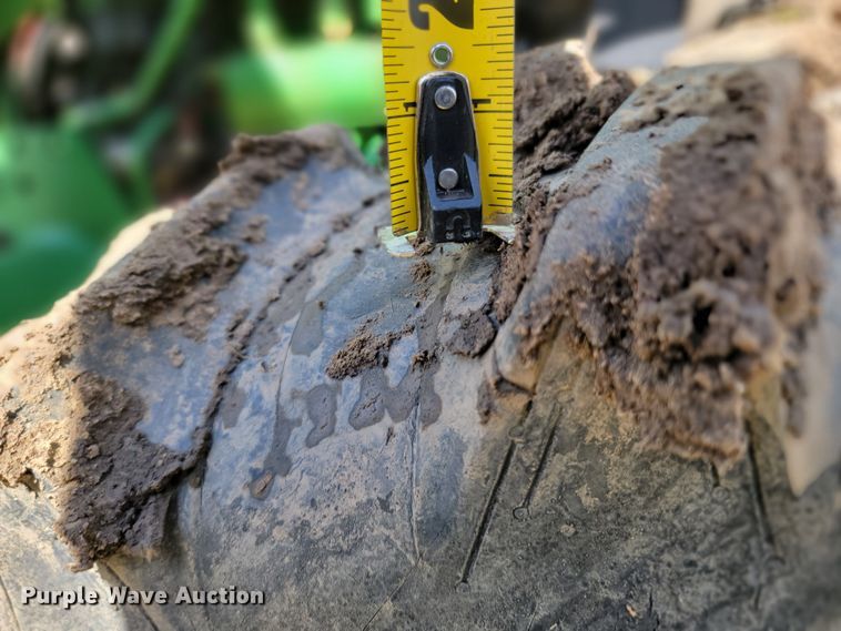 image for item HG9479 John Deere 5065E  MFWD tractor