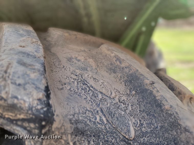 image for item HG9479 John Deere 5065E  MFWD tractor