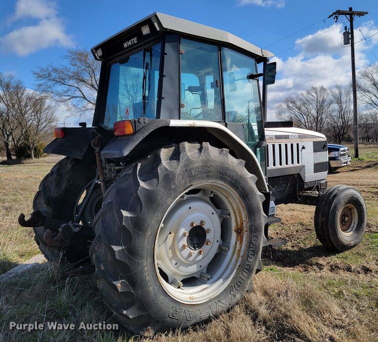 image for item HG9482 1994 White 6105  MFWD tractor