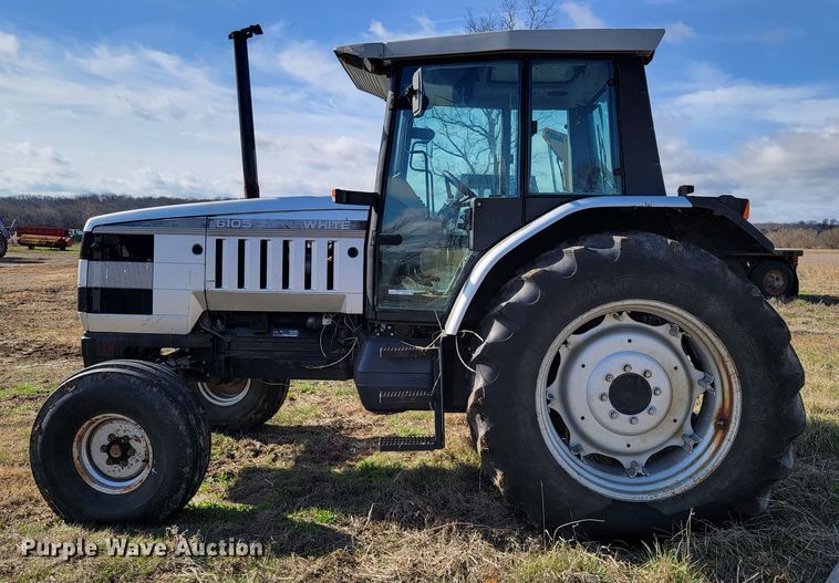 image for item HG9482 1994 White 6105  MFWD tractor