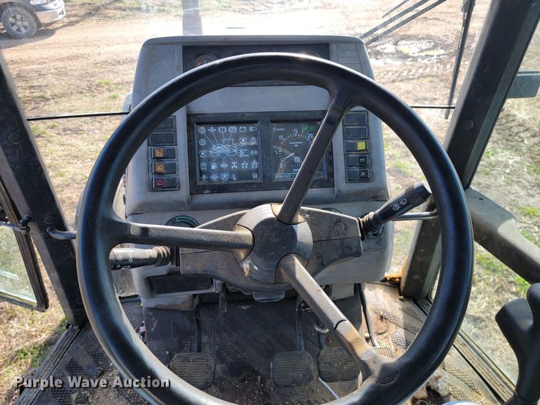 image for item HG9482 1994 White 6105  MFWD tractor