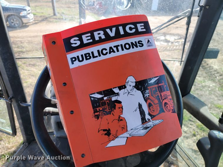 image for item HG9482 1994 White 6105  MFWD tractor