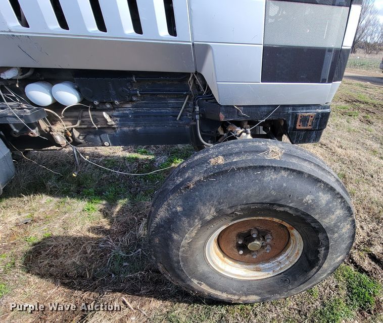 image for item HG9482 1994 White 6105  MFWD tractor