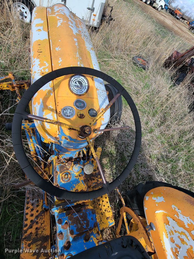 image for item HG9484 Ford 4000  tractor