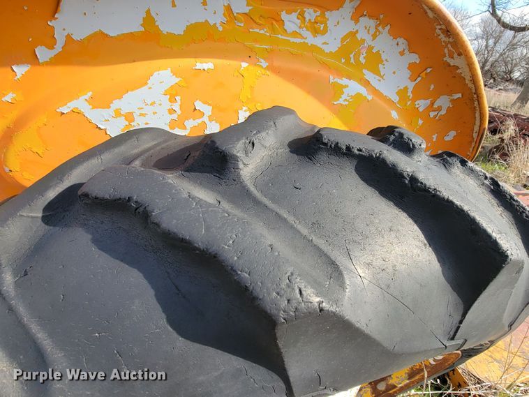 image for item HG9484 Ford 4000  tractor